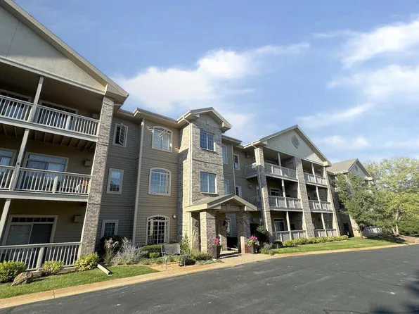 13070 West Bluemound ROAD #306, Elm Grove, WI 53122