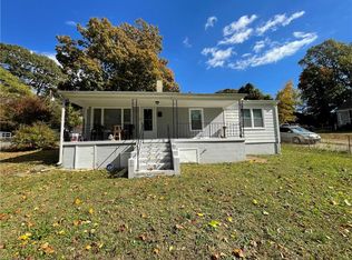 1120 Manly St, Winston Salem, NC 27105