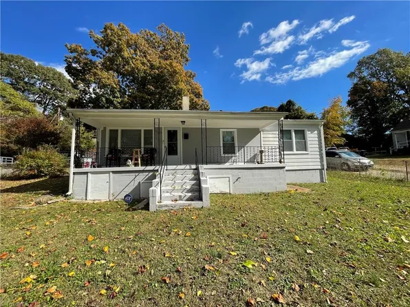 1120 Manly St, Winston Salem, NC 27105