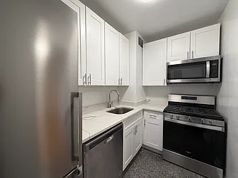 305 East 86th Street #21AW image 1 of 16