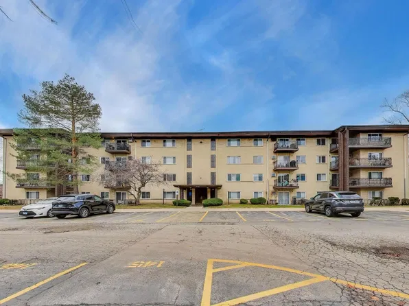 445 S Cleveland #302, Arlington Heights, IL 60005