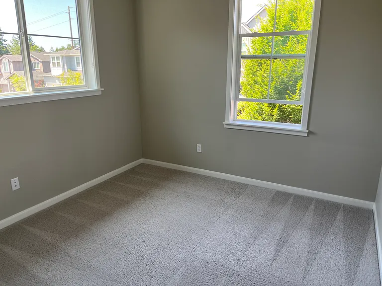 2412 NE Boulderstone Ct — Photo 22