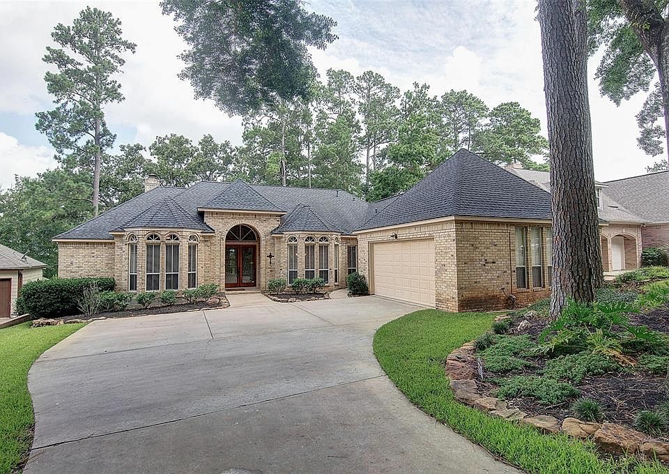 1st image of 120 Greenbriar Dr