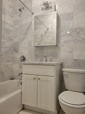 4th image of 445 E 77th St APT 1M