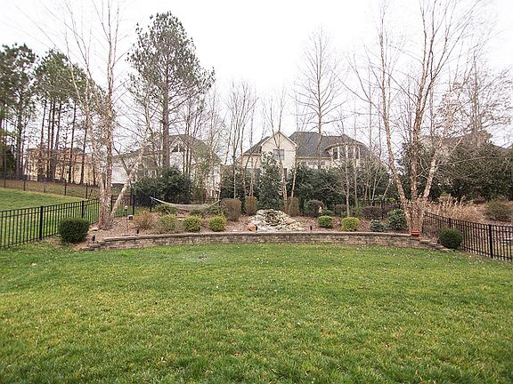 4th image of 6513 Chadwell Ct