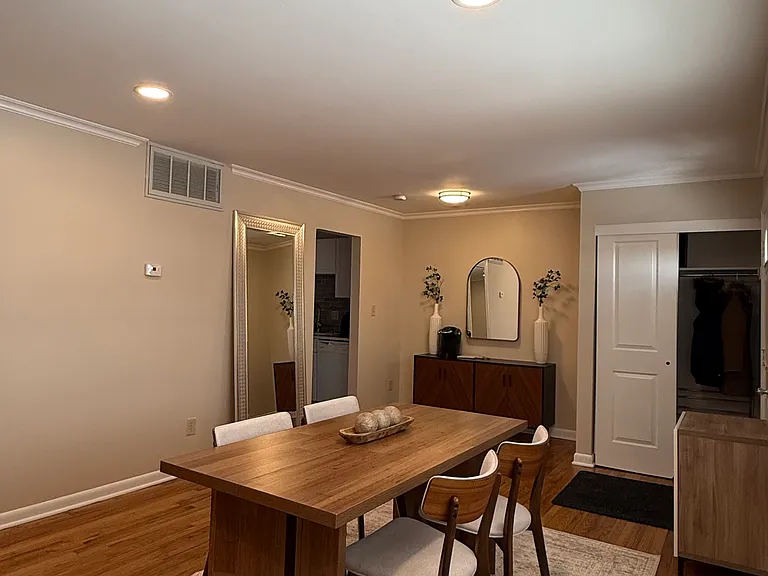 1144-1150 Eastfield Rd #1148 — Photo 6
