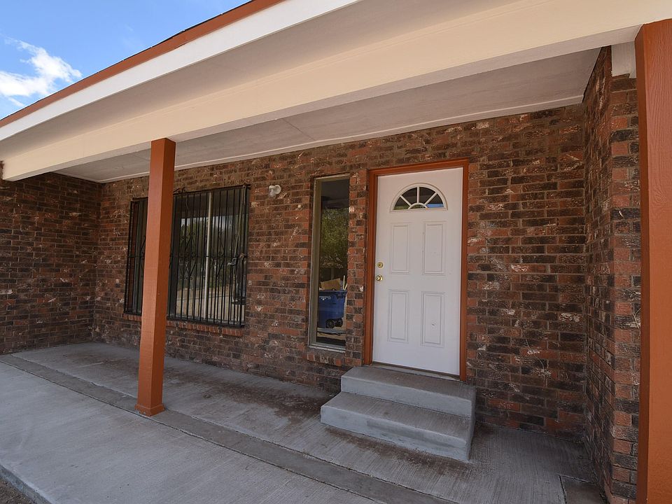 1st image of 724 Elmwood Ct