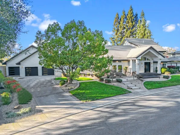 7609 Spy Glass Dr, Modesto, CA 95356