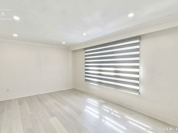 2nd image of 18 Terryhill Cres #1