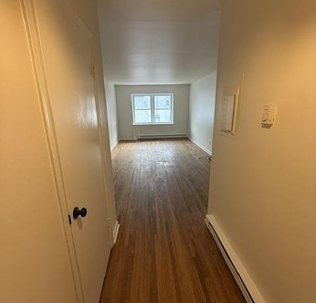 4th image of 118 Main St #2