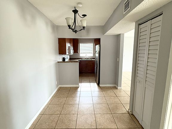 4th image of 2521 Pierce St APT 6