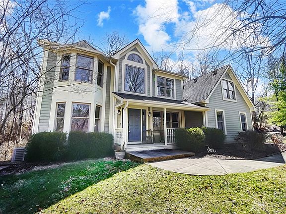 3rd image of 2086 Hillrise Cir