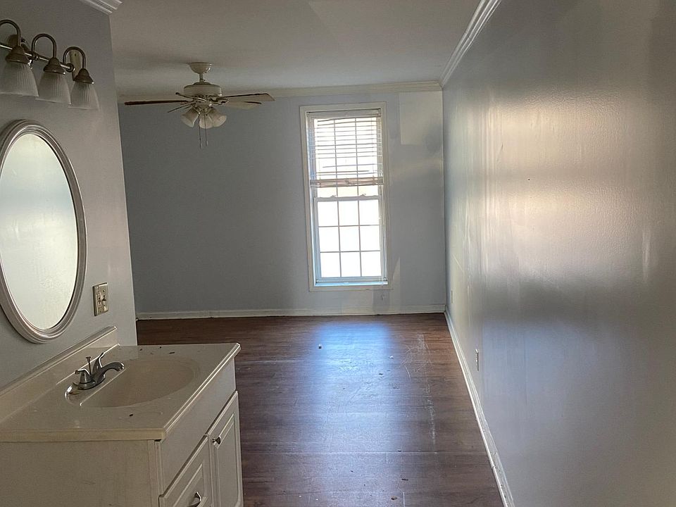 113 W College Ave APT 3, Hartsville, SC 29550 Zillow