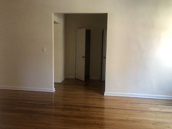 3rd image of 6608 102nd St APT 1C