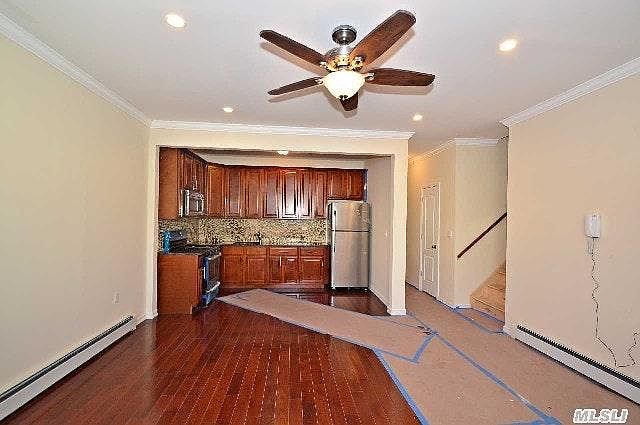 Open Kitchen