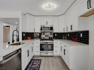 7613 Tortola Bay Ln, Las Vegas, NV 89128