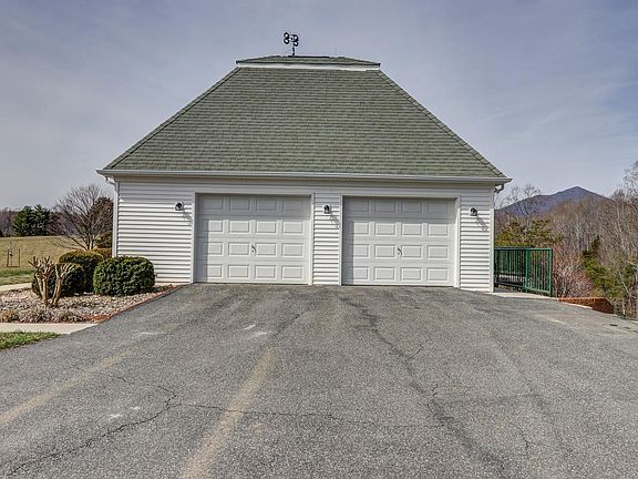 5th image of 1192 Otterlea Ln