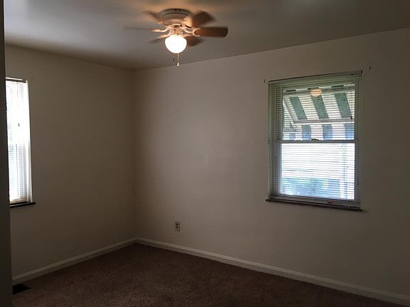 2nd image of 1730 Wyoming Ave
