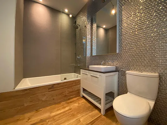 Rented by The KCI Group | media 72