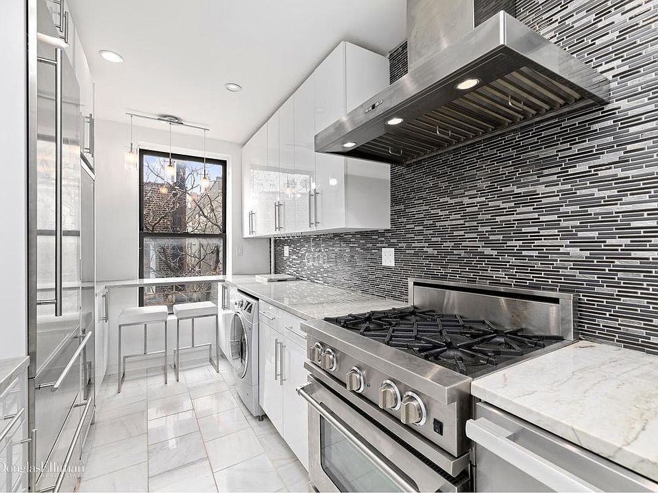 1st image of 61 W 105th St APT 8