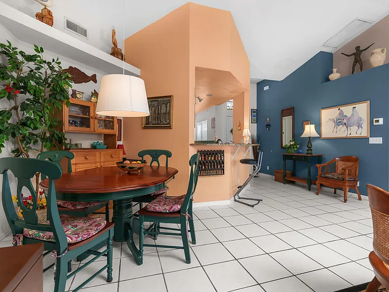 5260 Grande Palm Cir — Photo 42