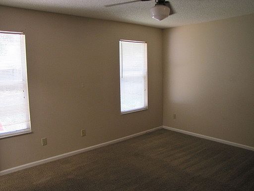 5th image of 3201 Trishas Ct