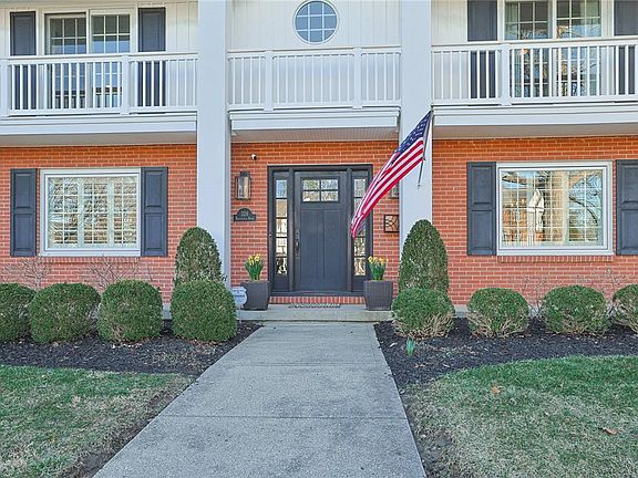 2nd image of 326 Maysfield Rd