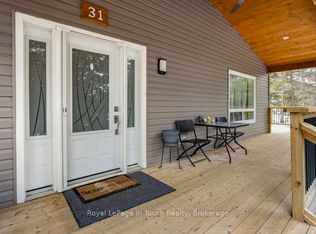 31 Earldom Blvd, Tay, ON L0K1R0