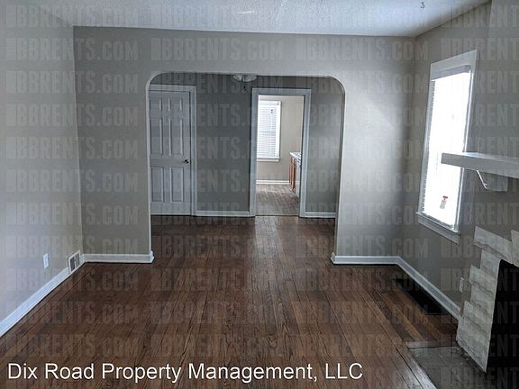 5th image of 3812 Adair Ave