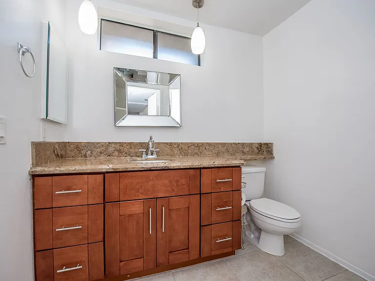 2323 Huntington St #902 — Photo 21