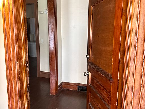 3rd image of 77 Hughes Ave