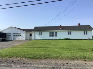 1148 State Rd, Mapleton, ME 04757