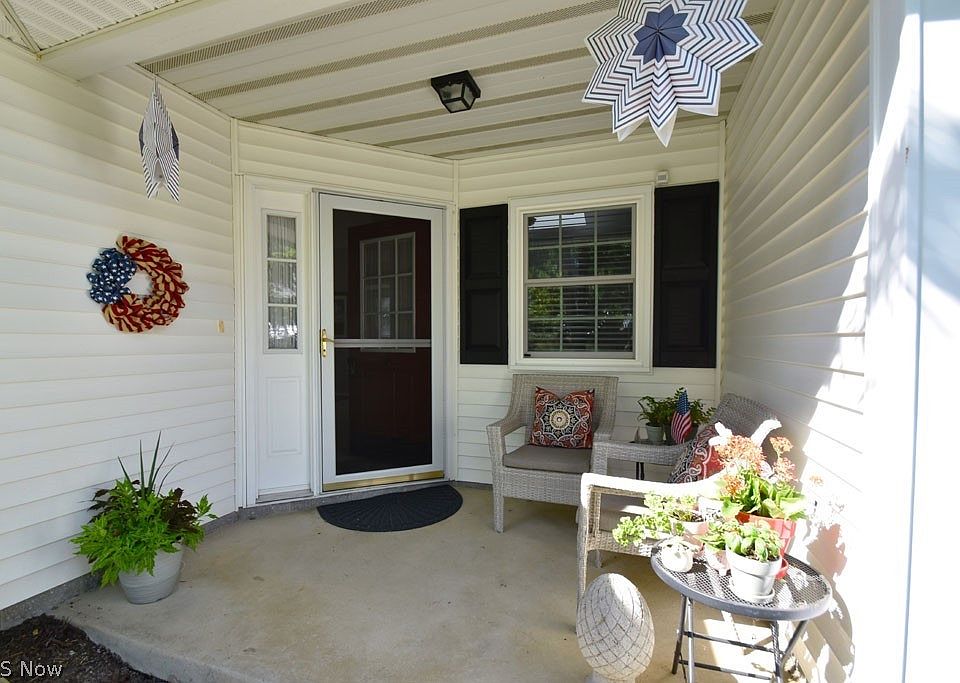 660 Grand Ct Aurora OH Zillow