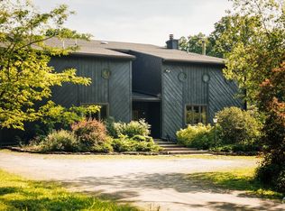94 Kern Dr, Ghent, NY 12075