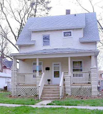 210 W Vine St