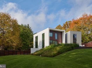 9119 Levelle Dr, Chevy Chase, MD 20815