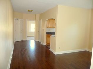 6254 North Dr APT 2W, University City, MO 63130