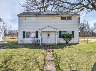 3004 Cromwell Dr, Lorain, OH 44052