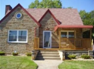 702 E Philadelphia Ave, Youngstown, OH