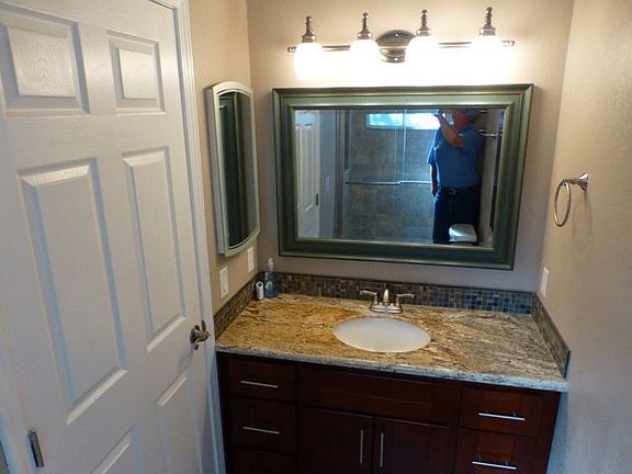 4th image of 2521 Berrywood Dr