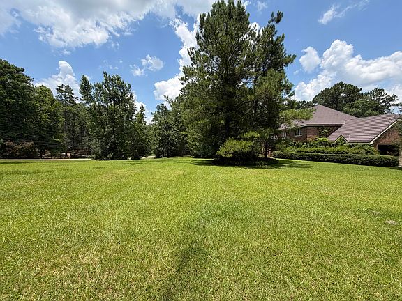 3rd image of 2000 S 40th Ave