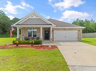 1201 Meadow Trl, Cantonment, FL 32533