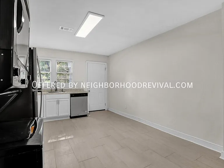 1092 Minor St — Photo 12