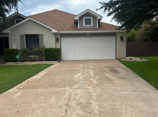 407 Hunters Point Ct, Leander, TX 78641