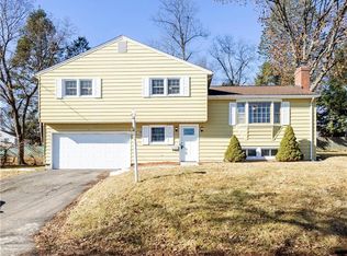 551 S Main St, West Hartford, CT 06110