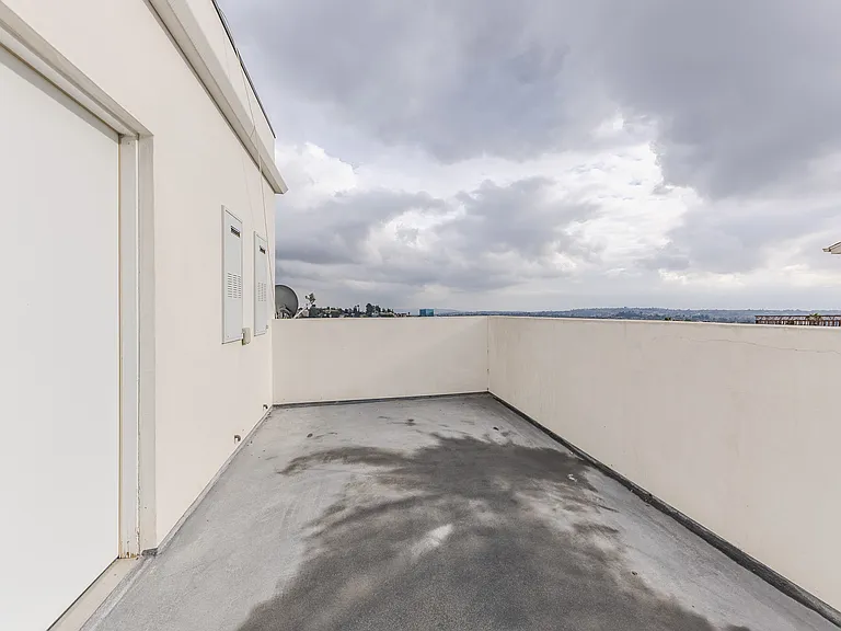 4240 Barrett Rd — Photo 49