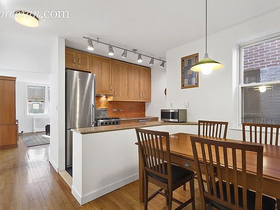 2nd image of 515 E 88th St APT 5K