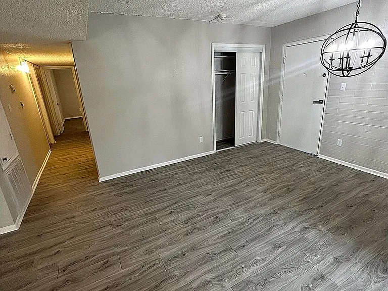Dining_Room_275802