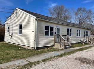 28 Flint Ct, Groton, CT 06340