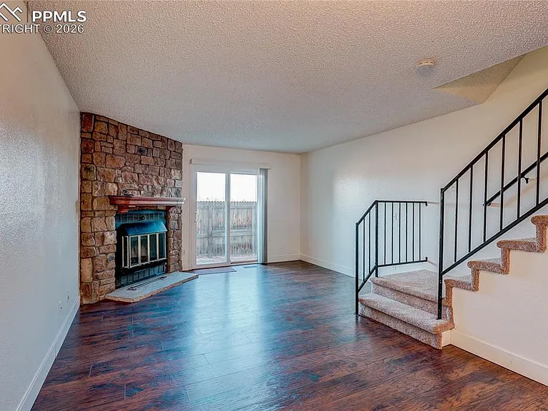 1642 S Idalia Cir #B — Photo 21